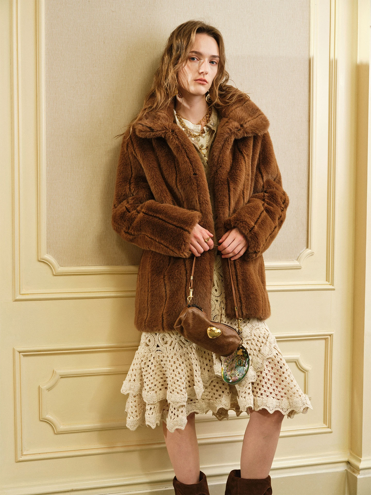 

Brand MANEatelier Women's Fur Coat Animal Stripe Winter Thiened Outerwear Long Sve French Sle Casual Faion