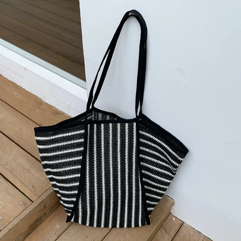 

Retro Black and White Stripes Shoulder Bag Large Capacity Straw Woven Shopping Tote Summer Seaside Travel and Vacation Beach Bag