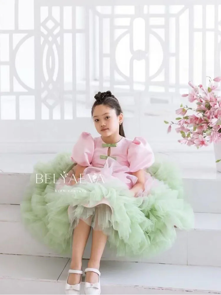 Meisjes baljurk van gelaagde tule met pofmouwen en strikriem Elegant ontwerp voor formele evenementen Bruiloften Bloemenmeisje Avond Verjaardag P