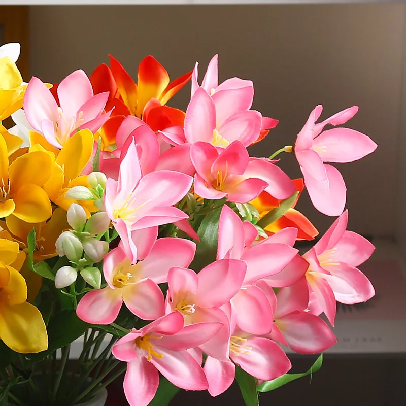 

Simulated Flower 6-Fork Small Lily Flower Home Decoration Dining Table Decoration Flower Wedding Hotel Decoration Fake Flower