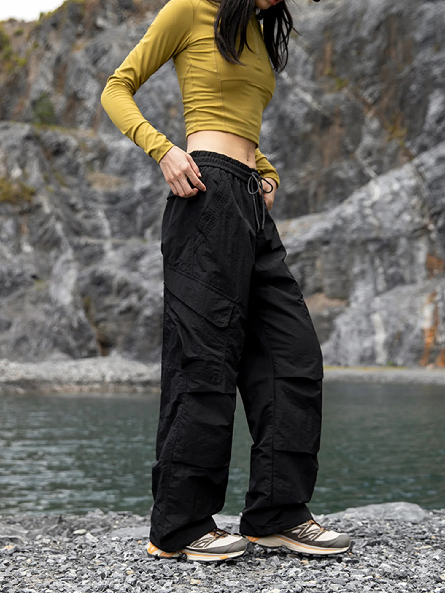 

Outdoor Paratrooper Mountain Climbing Pants ex Windproof Waterproof Casual Long Trousers with Dstring And Multiple ...