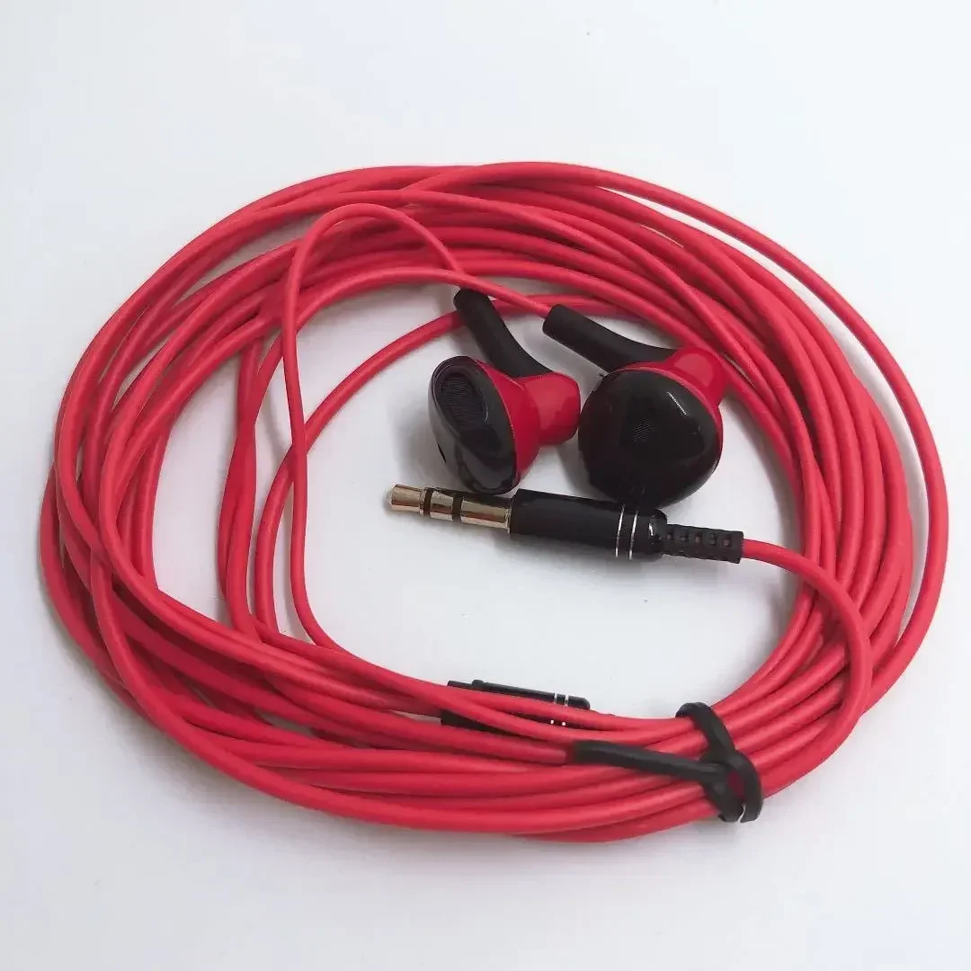 Comfortable Fit Clear Bass High Quality Mobile Phone Music Earphones Black Brightness Of Your Monitor Cable Comfort