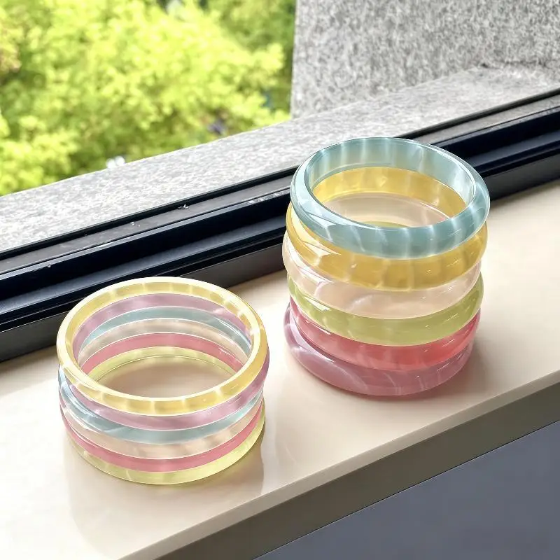 Gorgeous Iridescent Laser Resin Bracelet Candy Colored Hypoallergenic Jewelry for Women Casual Outfits