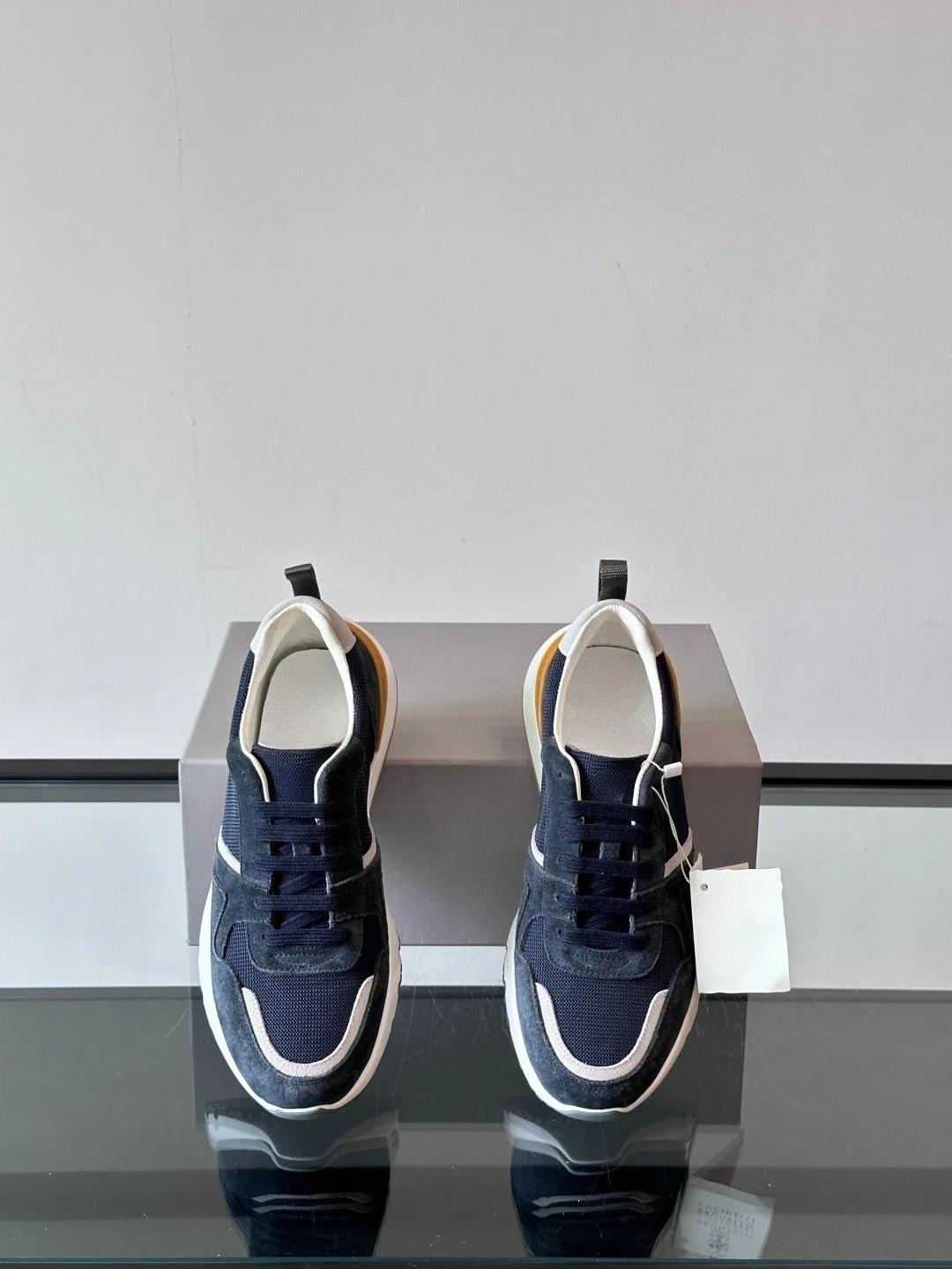 

Роскошные высокие дышащие повседневные кроссовки из натуральной кожи, спортивная обувь в стиле ретро, обувь для скейтборда на толстой подошве, дизайн, праздничный подарок