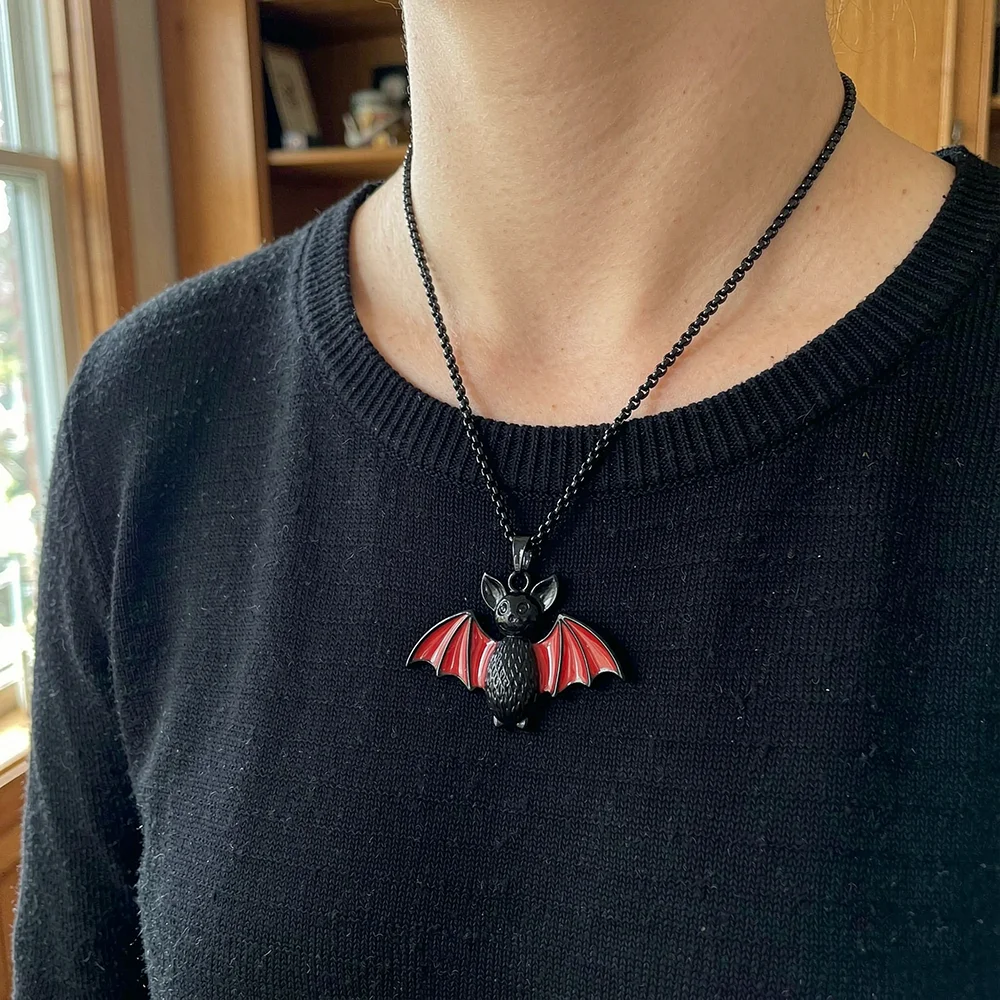 قلادة بندانت خفاش أسود بتصميم  - مراجعة Men'S Accessories Trending وسعره