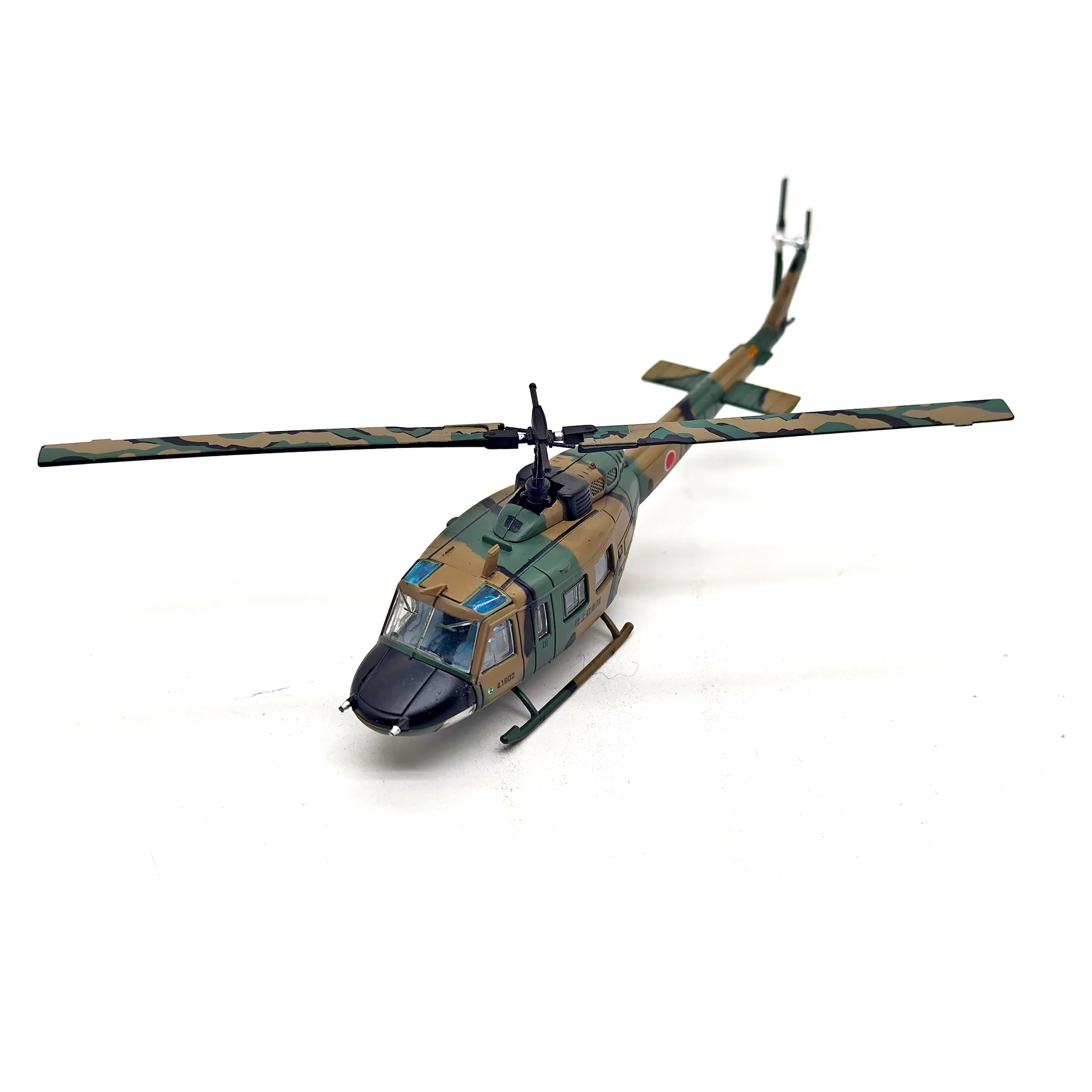 

1: 144 Japanese UH-1J helicopter model (Army camouflage coating) length 12.5CM static finished product model