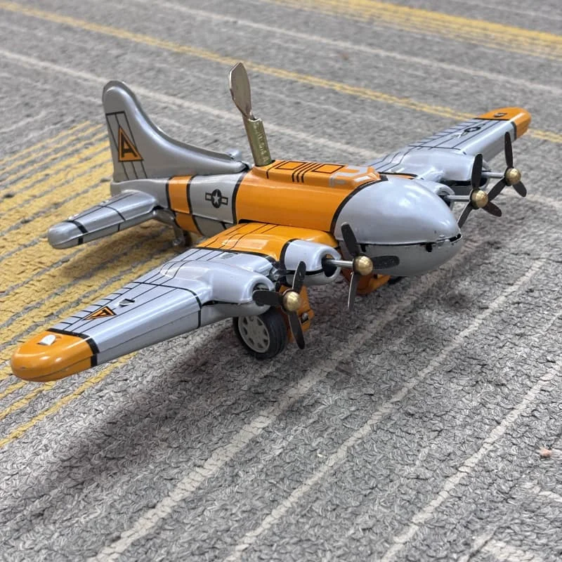 [Zabawna] Kolekcja dla dorosłych Retro Wind up zabawka Metalowa puszka latająca twierdza bomber Śmigło samolotu Zegarowy model zabawki vintage zabawka prezent