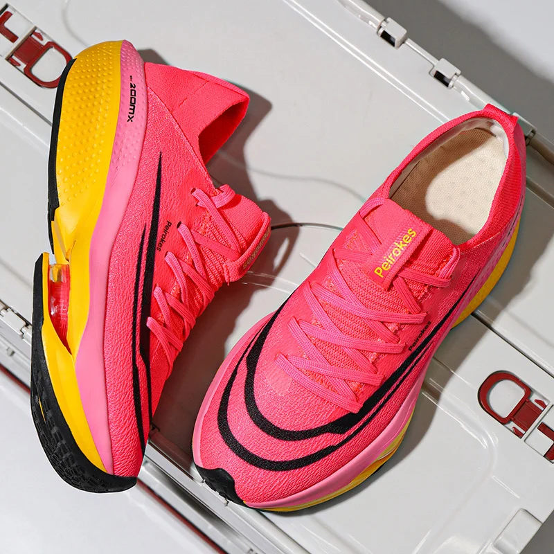 

2025Popular Fashion Heightening Trend Hollow Breathable Couple Sports Shoes Lightweight Non-slip Large Size Casual Running Shoes