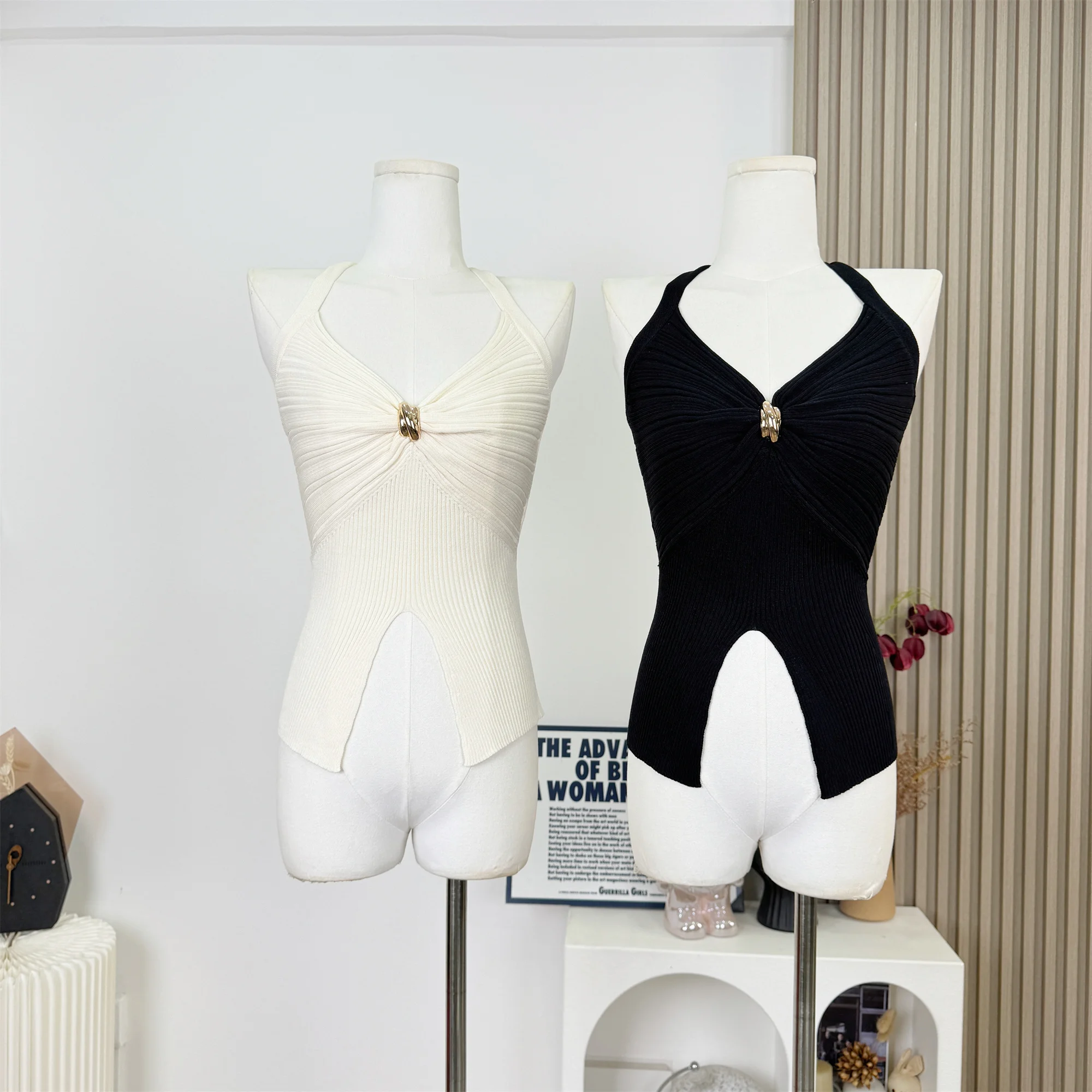 

Knitted Vest Sexy Slim-fit Pinch-pleated V-neck Neck Top