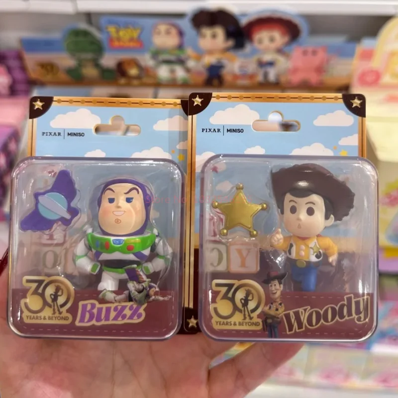 حقيقية قصة لعبة لا نهاية لها سلسلة 30th صندوق أعمى معلق بطاقة الطنانة صندوق غامض Lightyear وودي نموذج جيسي هدية لعبة #5