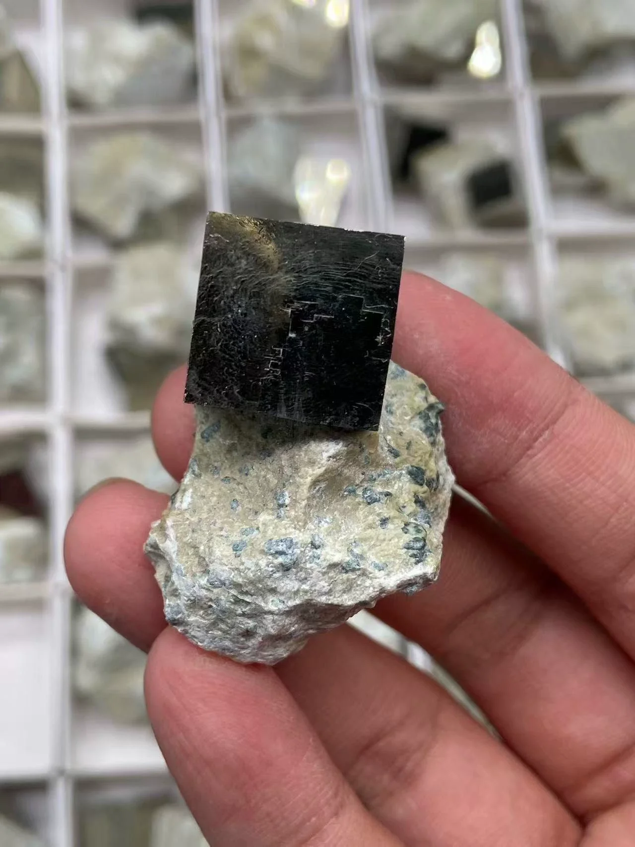 Natural crystal pyrite cubic mineral specimen display piece