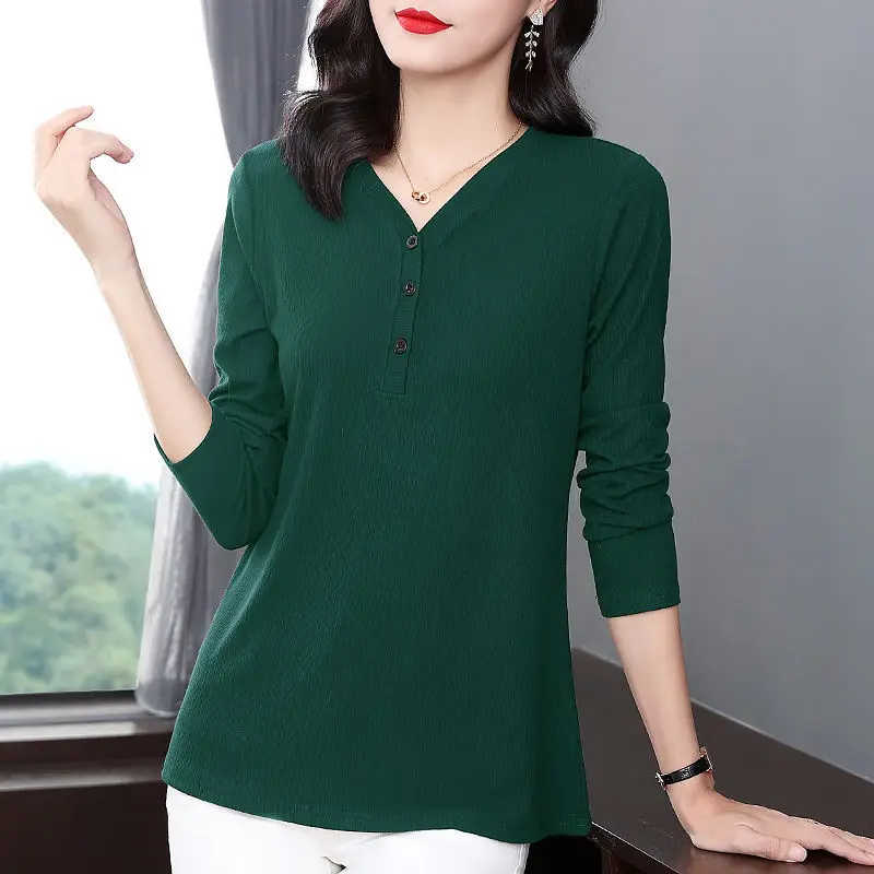 

Women Spring and Autumn Large Size New V-Neck Pullover Solid Color Button Splicing Cozy Versatile Appears Thin Mid-length Top