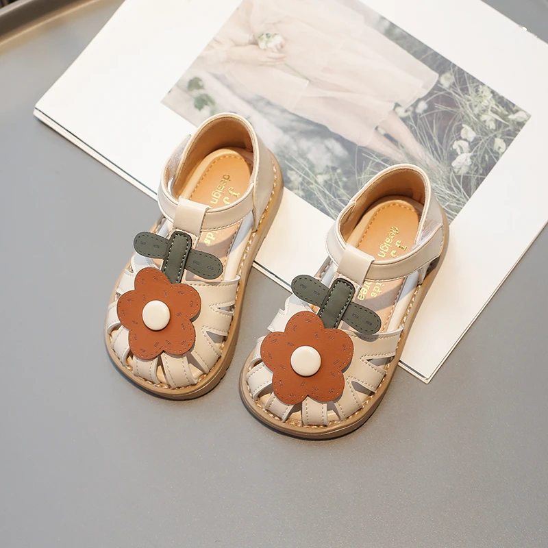 Children's Shoes Girls Sandals Beauty Large Flower Summer New Closed Toe Fashion Soft Bottom Kids Sandal