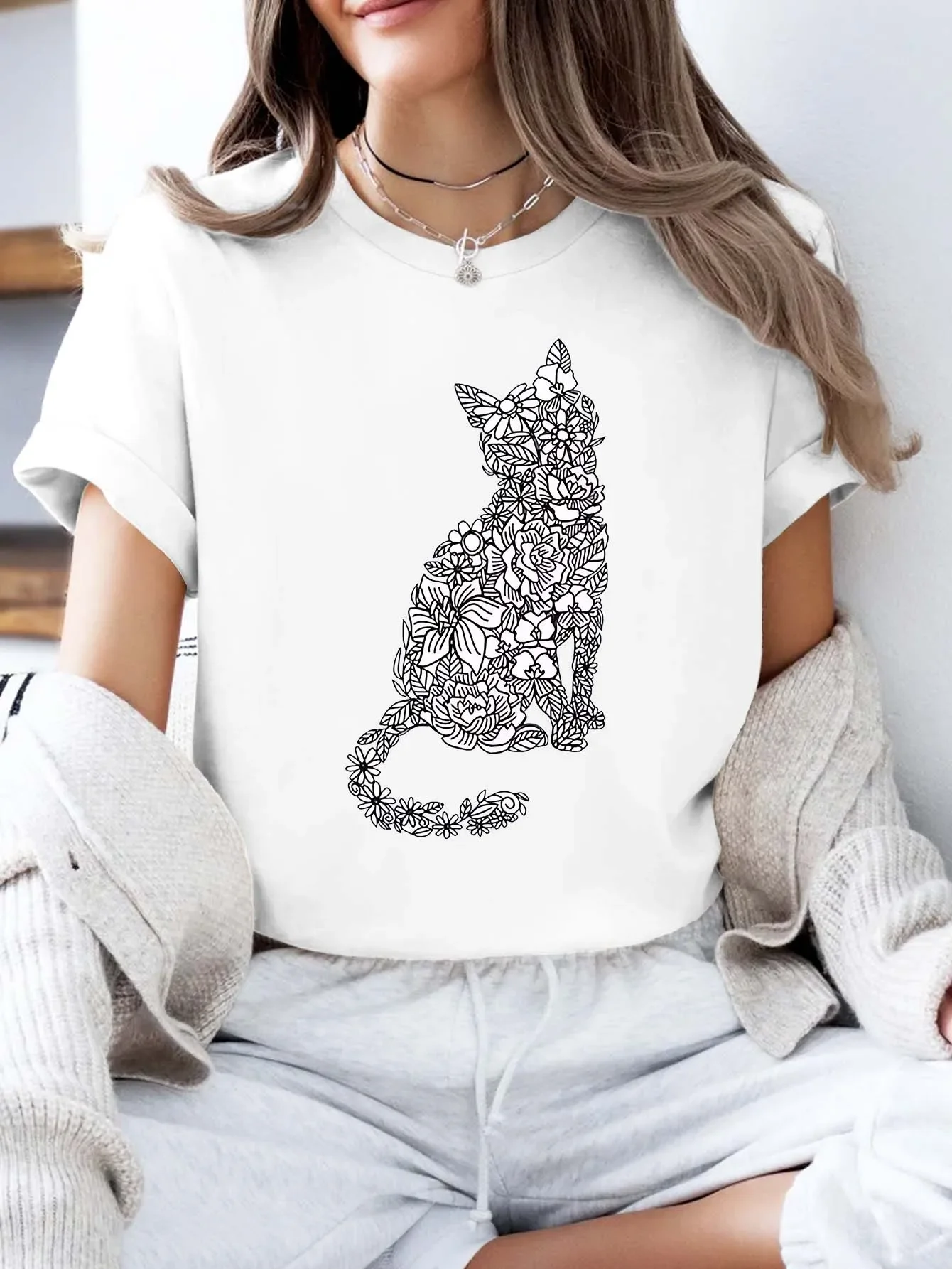 

Floral Cat Silhouette Graphic Tee Women's Crewneck Casual Short Sleeve T-Shirt Summer Harajuku Streetwear Tops Fashion Tees