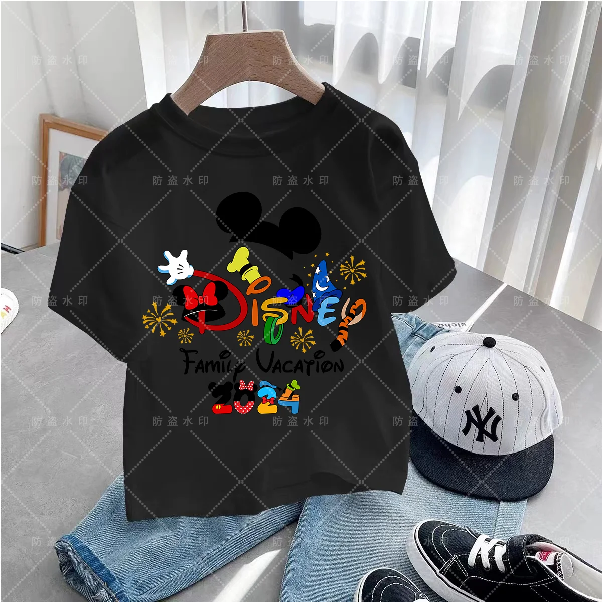 Fashion Disneyland Trip Disney Short Sleeve Couple T-shirt Children Top Vacation Clothes Summer Caricature 2024 Clothes Disney