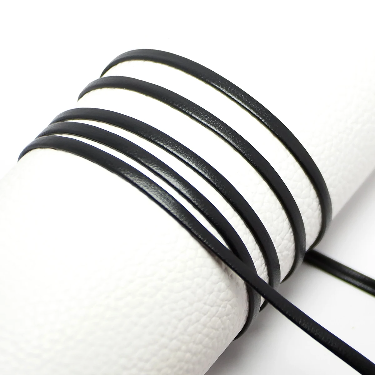 3mm-4mm Black Soft Leather Cord,Fine Litchi Texture Stitched Leather Strips,Waist Chain Bracelet Necklace Earrings Making