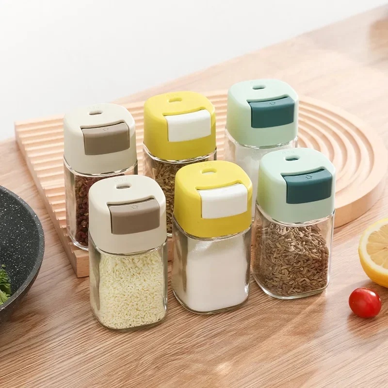 Kitchen Seasoning Bottle Salt and Pepper Shakers Spice Jars Push-type Salt Shaker Quantitative Glass Moisture-proof