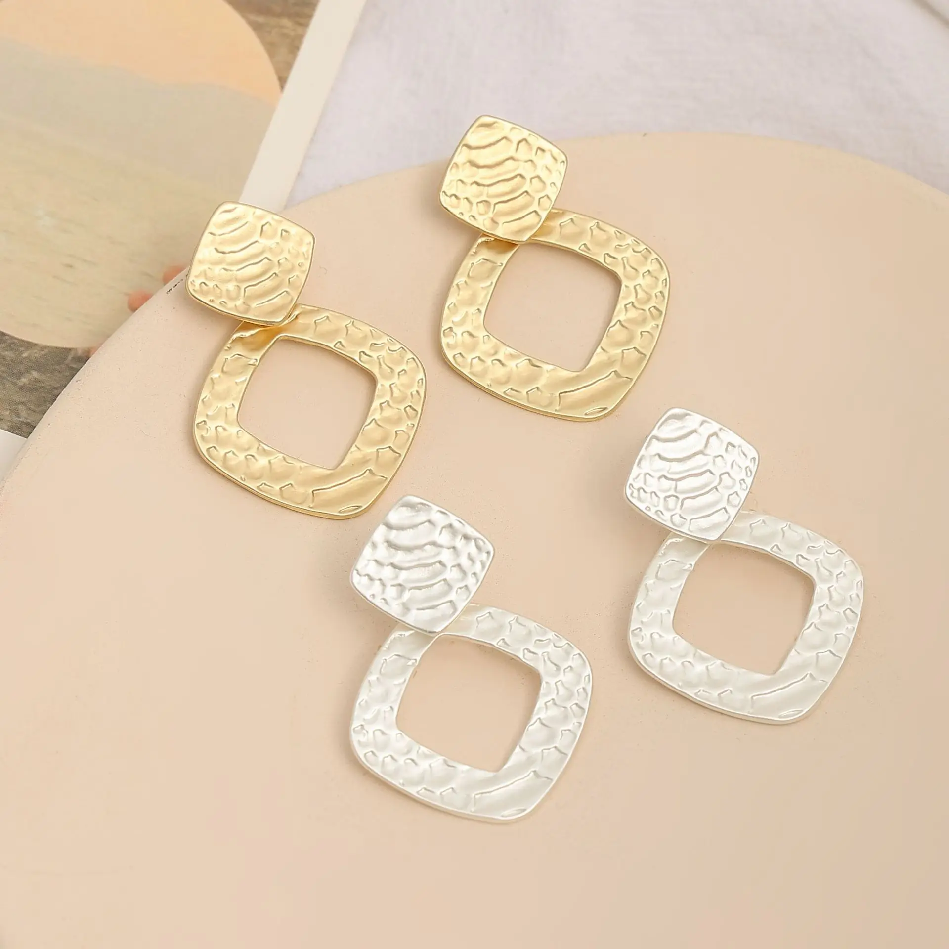 DIY accessories new earrings European beautiful women's simple retro long high-grade exaggerated earrings jewelry wholesale