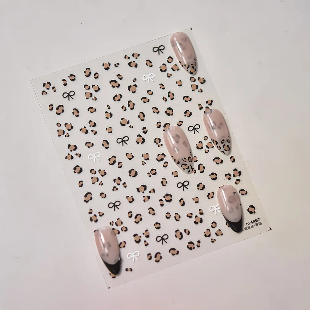 Autunno Inverno Stampa leopardata Fiocco Adesivi per nail art Adesivo per unghie sottile e resistente 3D Fiocco carino Decorazioni per unghie autoadesive Decalcomanie Fai da te