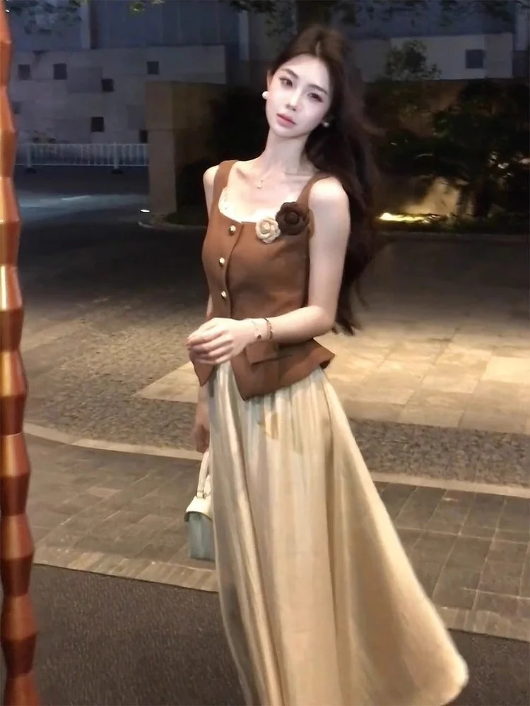 

Slim Fit Crop Top And Skirt Set Pure Desirable Spicy Girl Summer 2025 New Sle Ele Rich Girl Feeling Slimming Two Piece Set