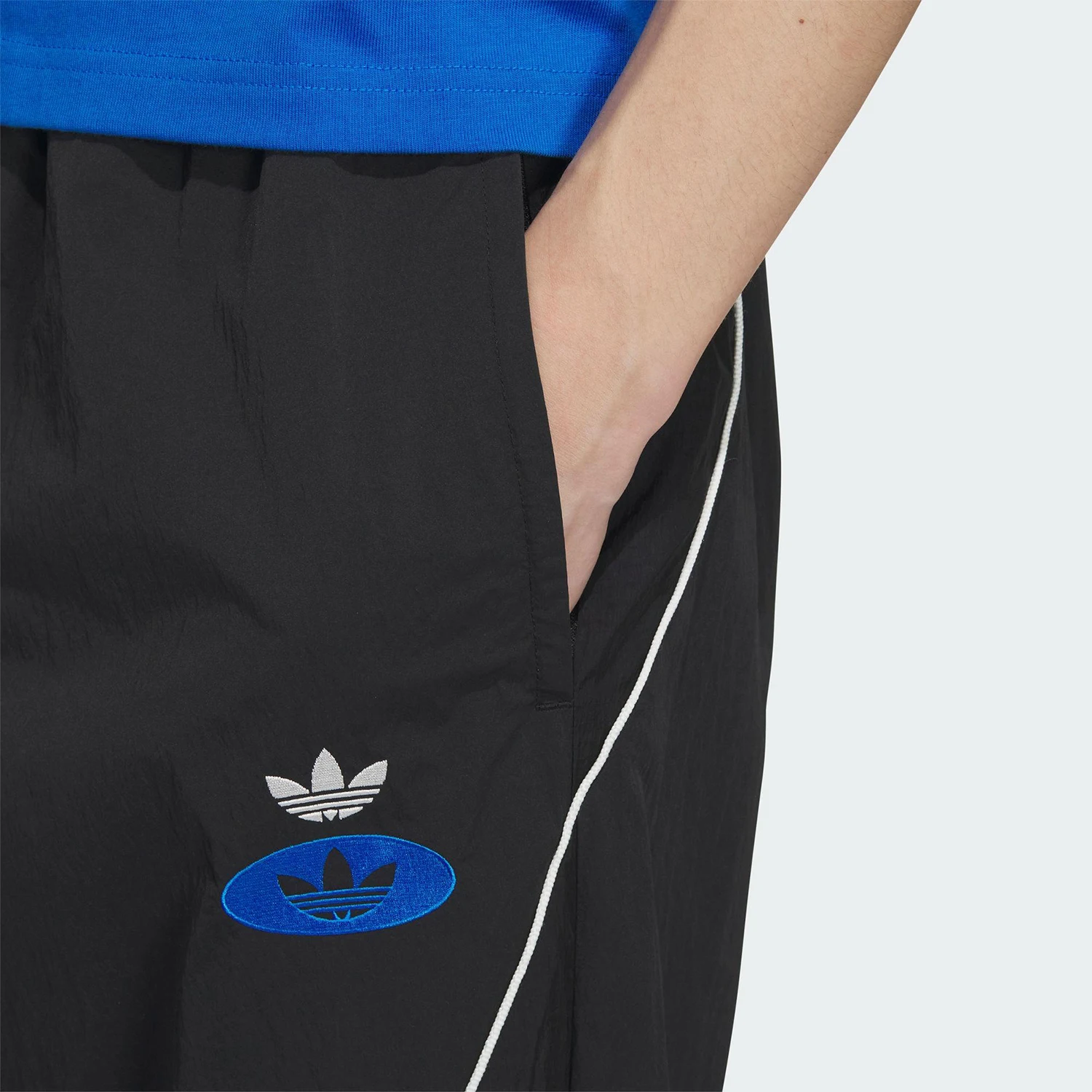 Pantaloni a gamba larga regolabili in tessuto ufficiale Adidas a tre strisce JM8039