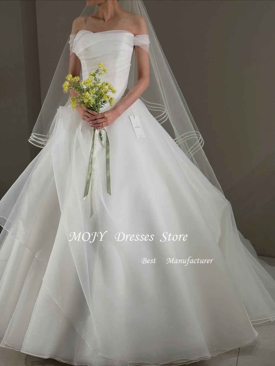 

Mojy Strapless Off the Shoulder Bride Dresses A-Line Sleeveless Lace-up Simple Wedding Dresses 웨딩드레스 Ivory Custom