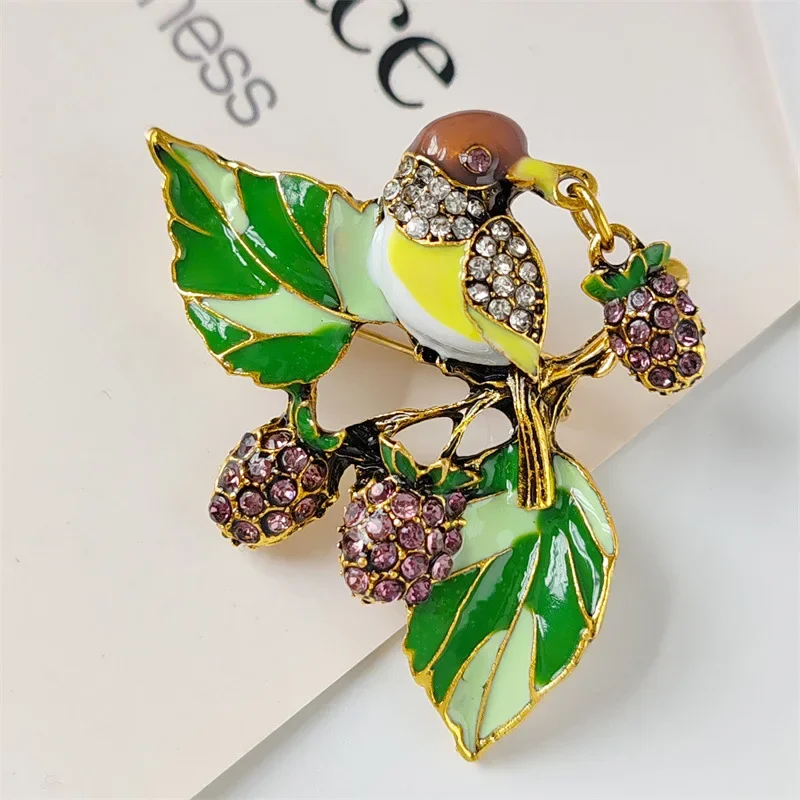 Trendy Tree Leaves magpies bird Brooches For Women Girls animal bird Pins Birthday Party Daily Jewelry