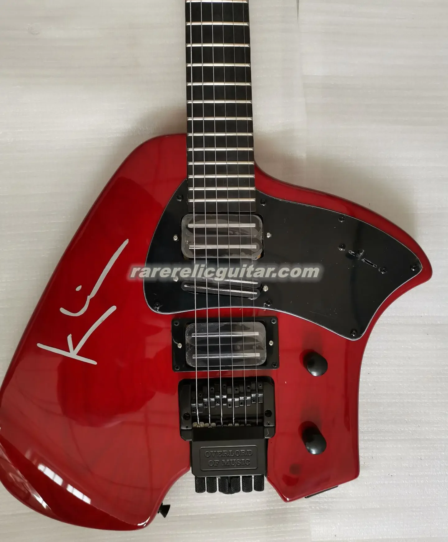 

In Stock Klein Trans Red Headless Electric Guitar Mahogany Body Vibrato Arm Tremolo Bridge Whammy Bar Black Pickguard HSH Pickup