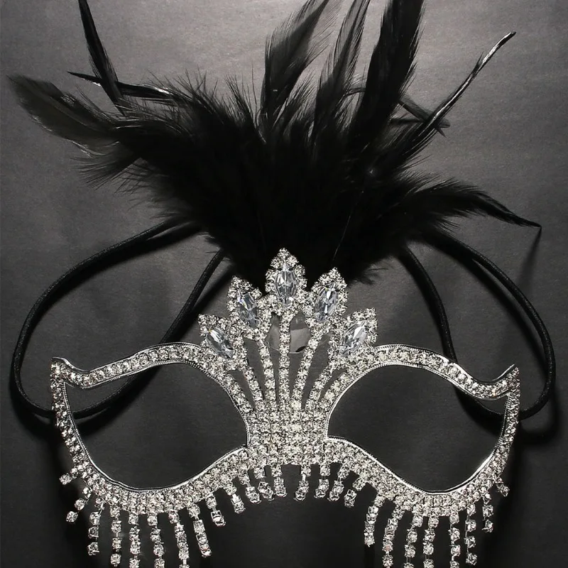Máscara de mascarada de plumas para mujer, máscara de Mardi Gras, máscaras de diamantes de imitación plateadas brillantes, accesorios para fiesta de disfraces, noche y graduación