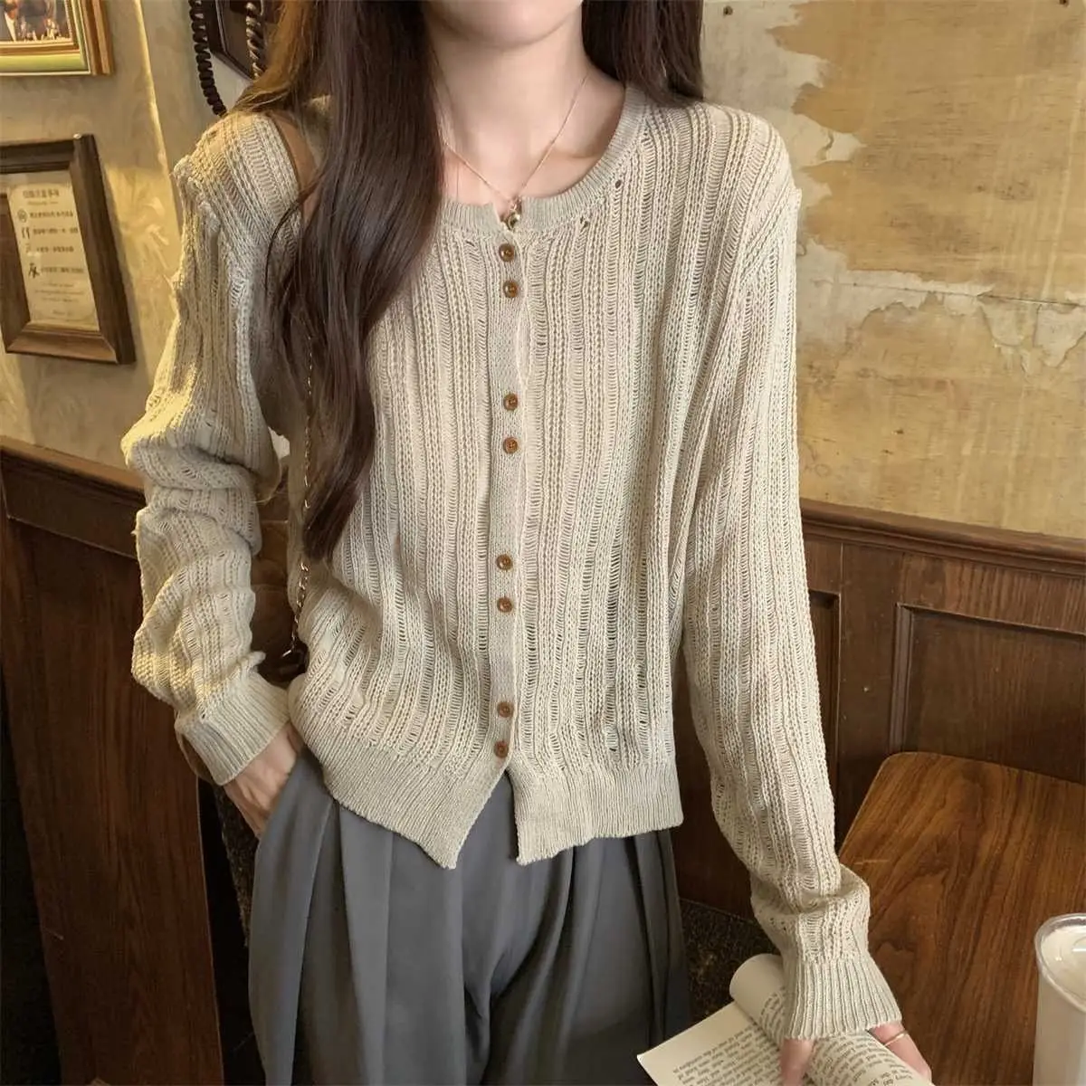 

Hollow Temperament Long-sleeved Knitted Cardigan Jacket Design New Loose and Thin Knitted Sweater Top Sweater