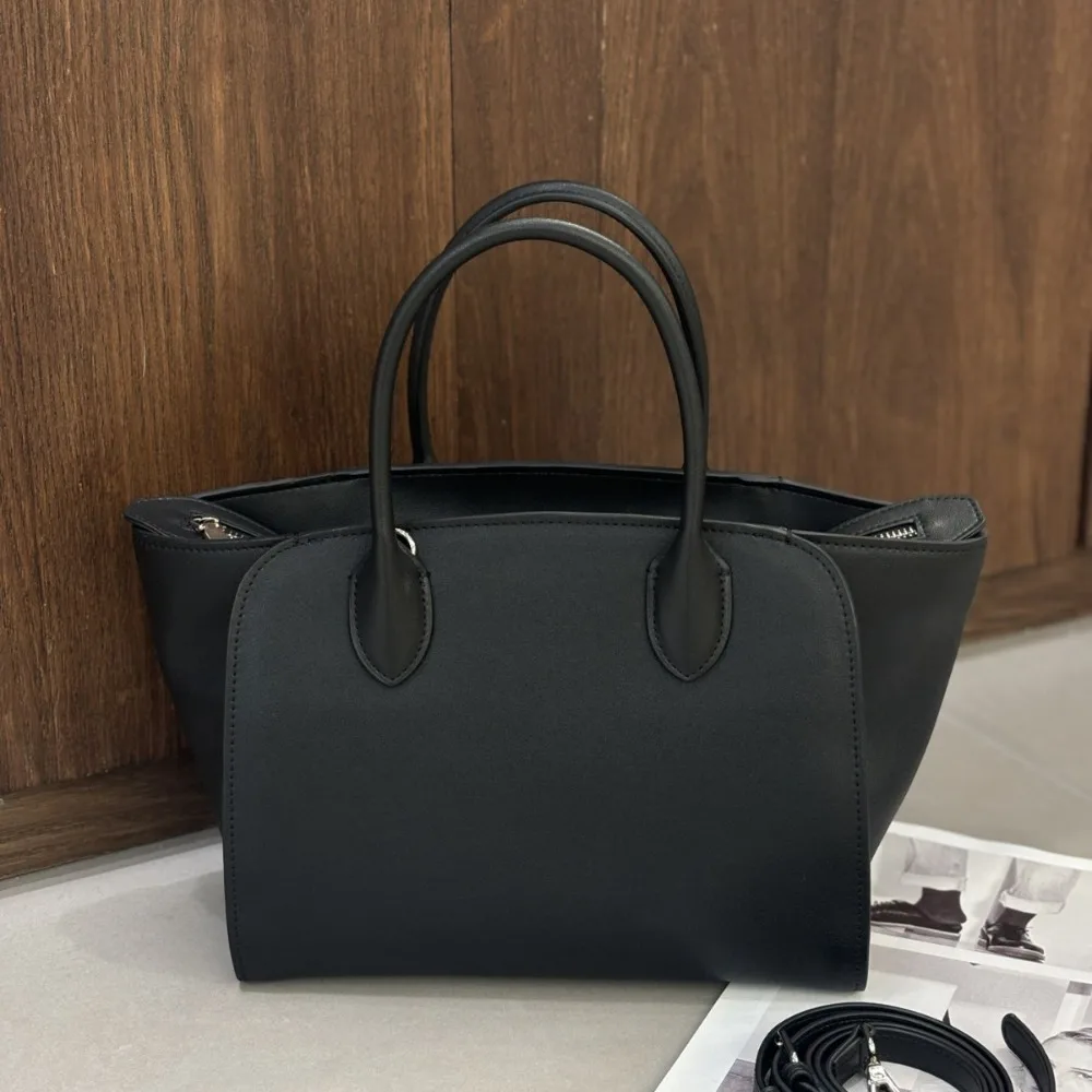 New High-end Portable Tote Bag Leather Briefcase Simple Commuting Oblique Span Bag Large-capacity Casual Versatile NO LOGO