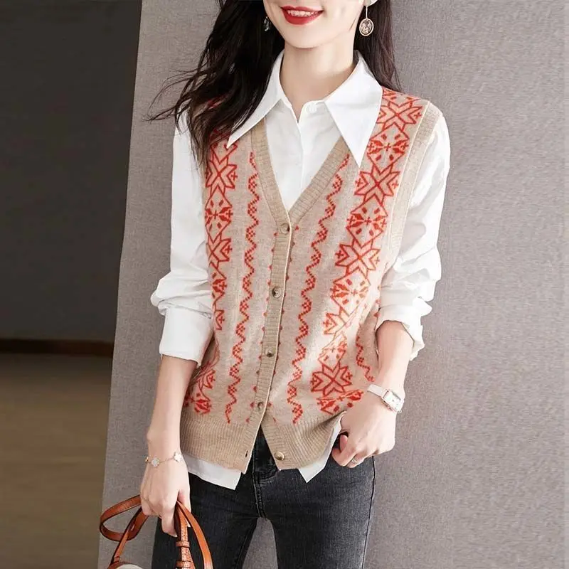 2024 Knitted Vest Women\'s Clothing Fashion All-match Senior Button Printed Spring and Autumn New Arrivals Outside Join Cardigan