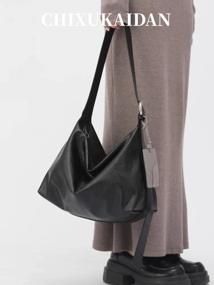 chixukaidan-sac-fourre-tout-decontracte-pour-homme-grande-capacite-sac-a-bandouliere-pour-trajets-quotidiens-nouveau-style-2026-en-cuir-de-vachette-tendance