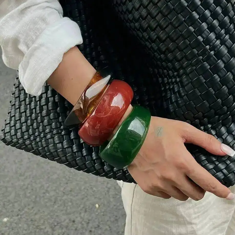Lacteo Mode Übertreibung Unregelmäßige Dicke Harz Acryl Armbänder Armreifen Frauen Männer Hip Hop Punk Stapeln Armreif Schmuck Geschenk