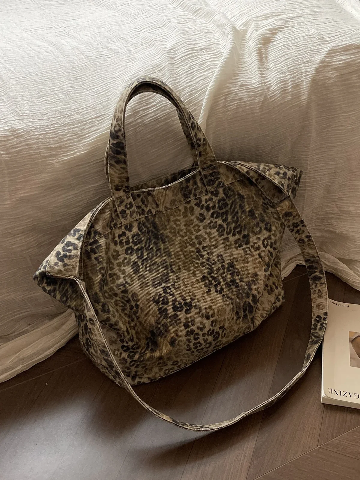 NEW Leopard Pattern Tote Bag Vintage Canvas Shoulder Bag Fashion Big Capacity Handbag For School Work Shopping