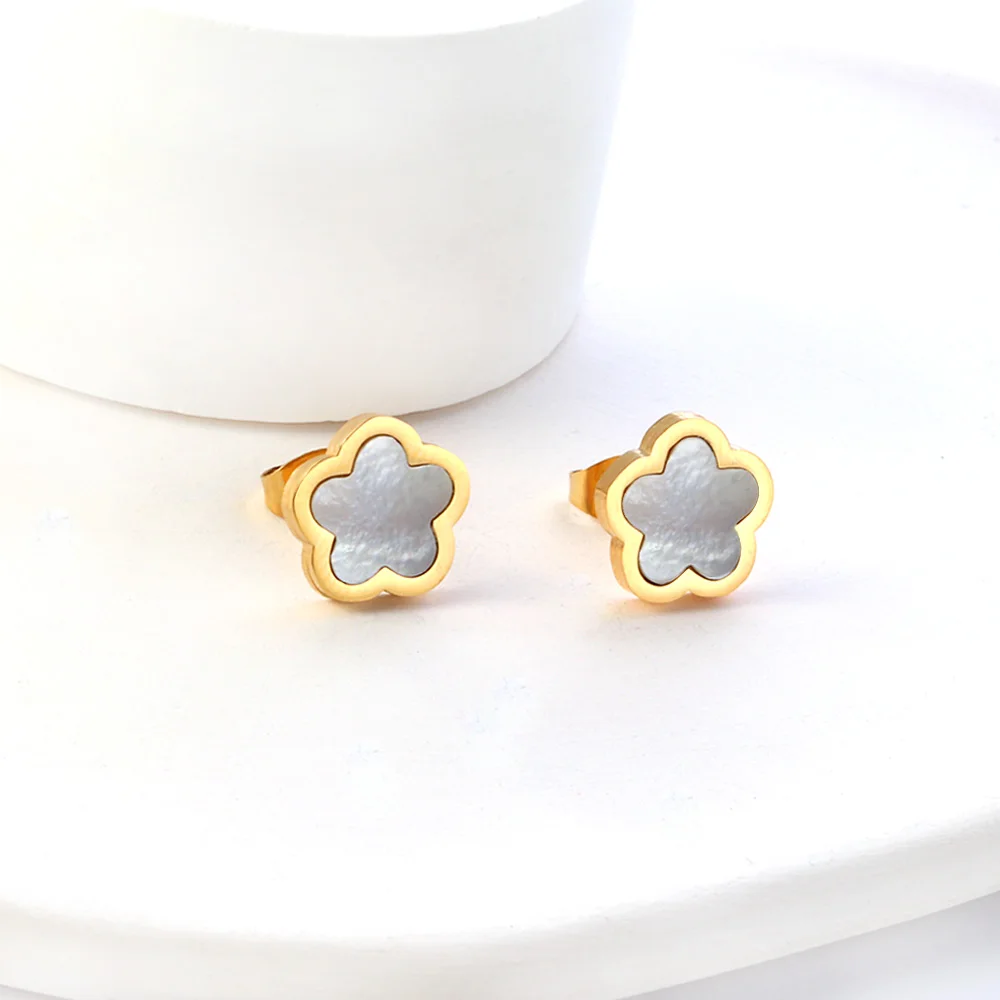 Stainless Steel Flower Earrings for Women Simple Shell Gold Plated Jewelry Accessories Cute Gift Creativity High Quality Clover