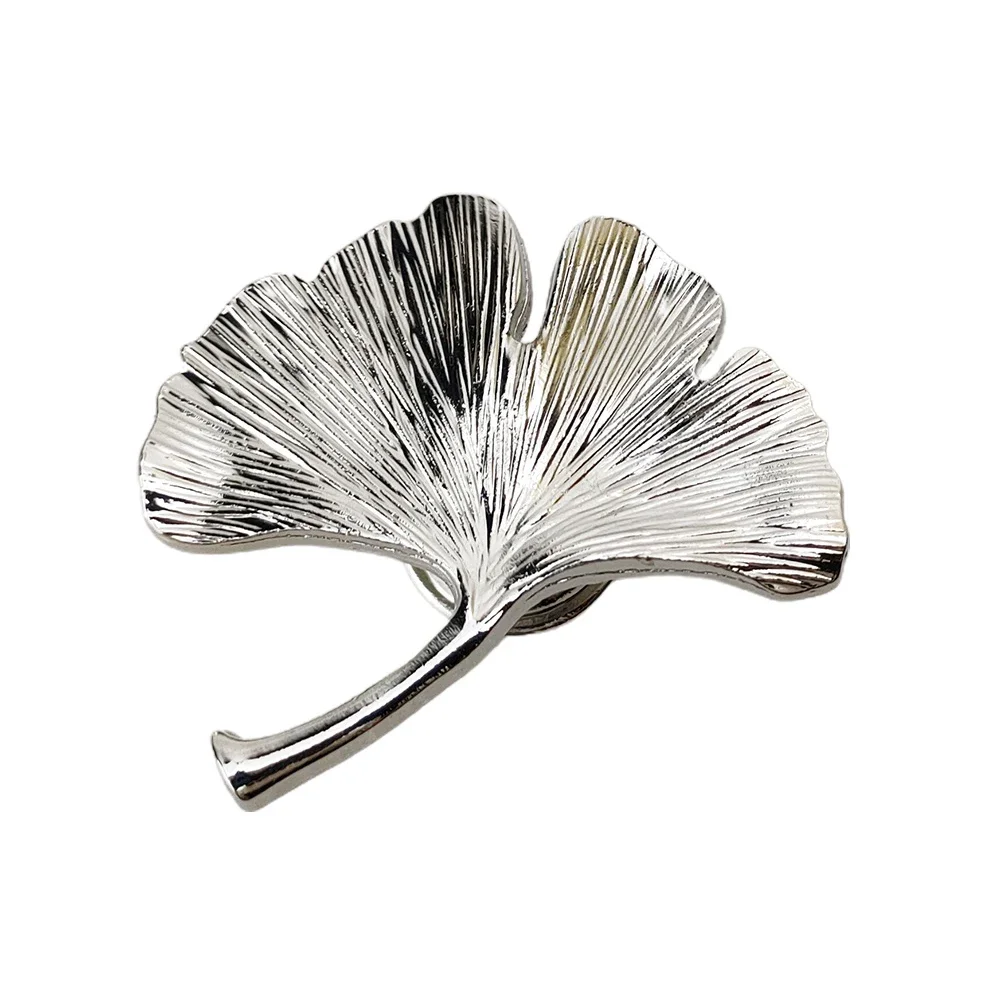 Zinc Alloy Ginkgo For Leaf Shaped Door Handle For Furniture And Cabinets With Multi Layer Plating Designed For Children Room Use