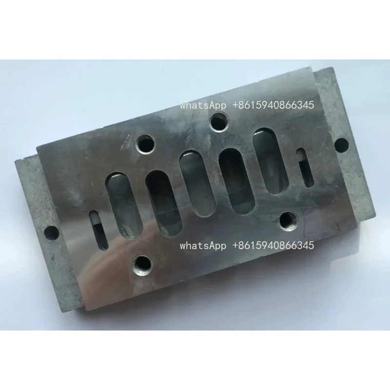 M/P19138 SXE Solenoid Valve Base Sub-Base Plate M/P19137-CQM/22354/3/21 for Pneumatic System