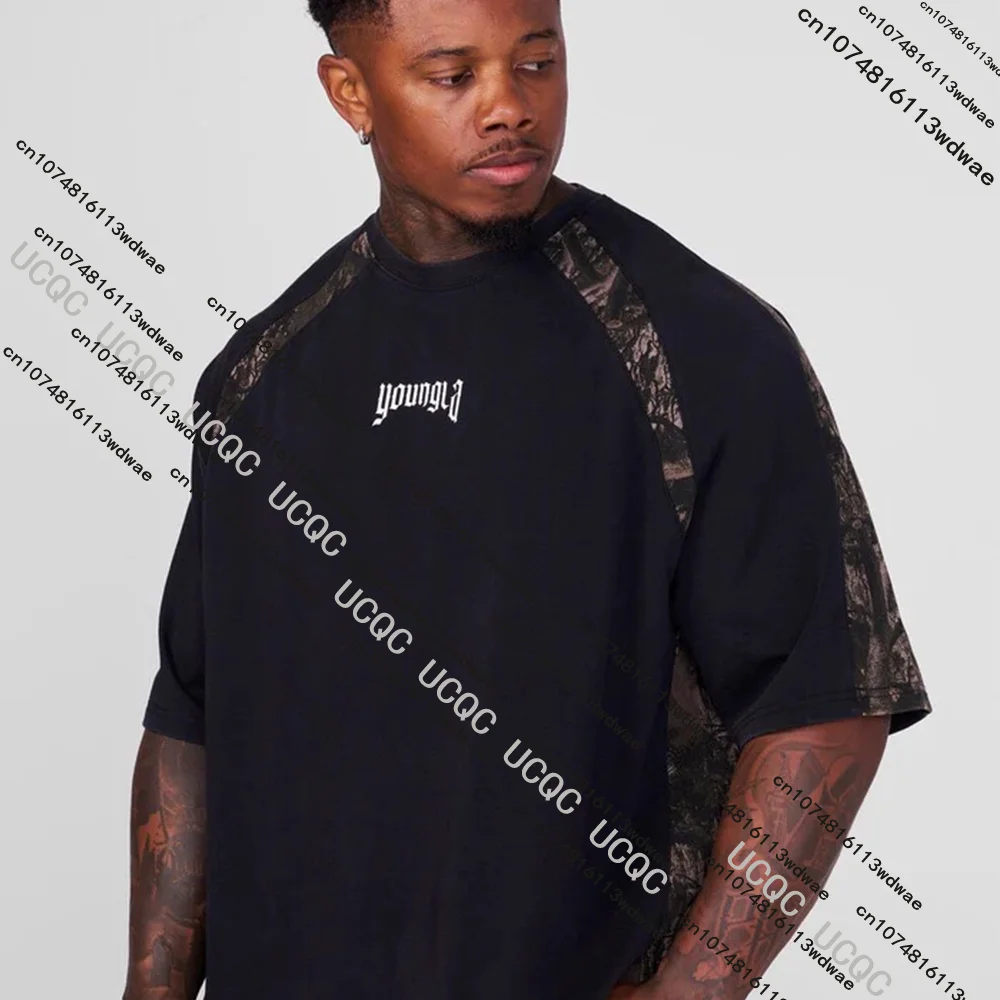 النمط الأمريكي الجديد الرجال المتضخم تي شيرت الركض رياضة العضلات الرياضة اللياقة البدنية التمويه الربط مطبوعة قصيرة الأكمام رداء علوي غير رسمي