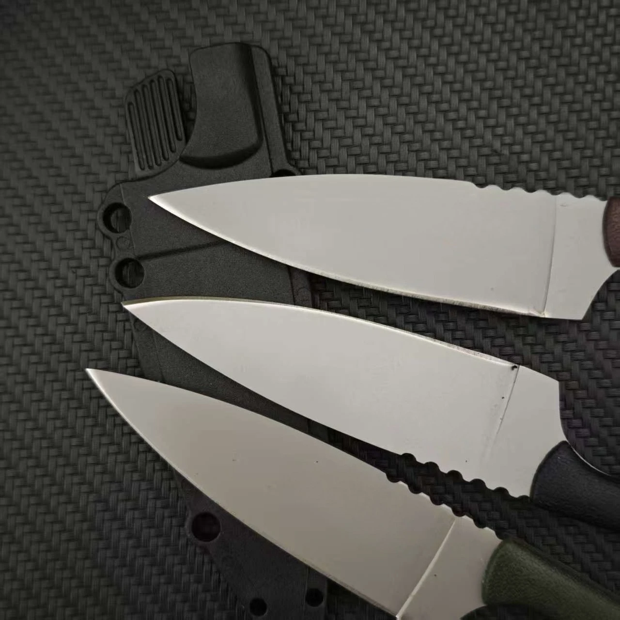 Coltello da frutta multiuso da campeggio all'aperto Quotidiano portatile EDC Piccolo coltello dritto Coltello da autodifesa tattico per caccia avventurosa nella giungla