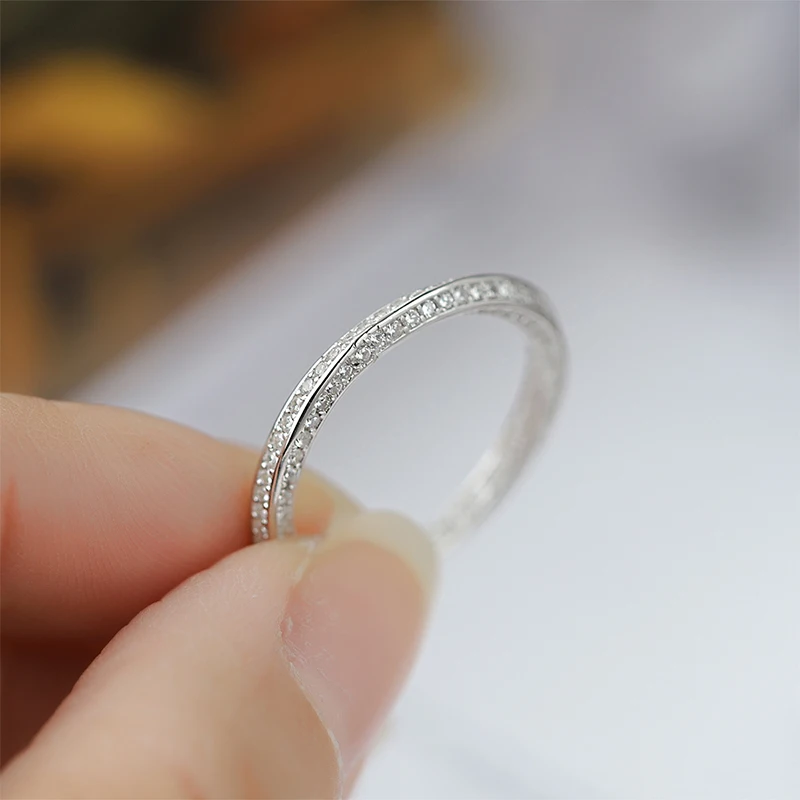 Creative and Personalized Genuine S925 Silver Full Diamond Zircon Möbius Strip Simple Couple Ring