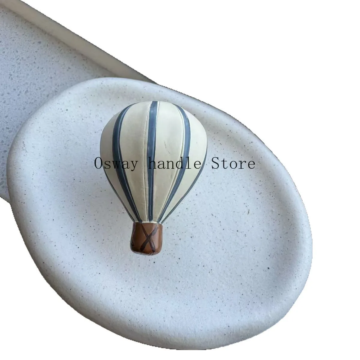 

European creative fun balloon design ceramic cabinet door handle