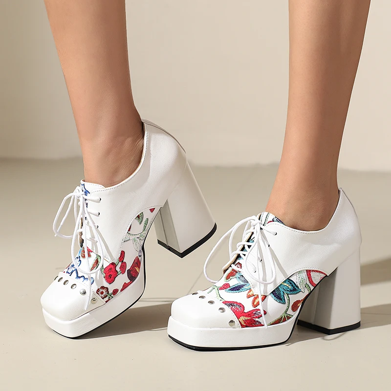 

Spring New Square Head Flower Texture Cross Strap Punk Style Rivets Women's Shoes Super High Heels Platform Lace Up Footwear 45