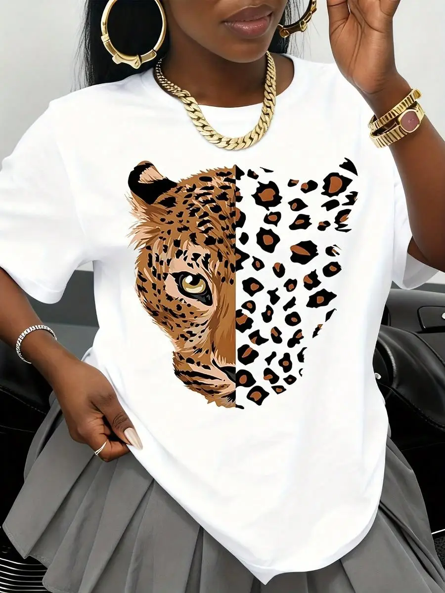 White Leopard Print Graphic T Shirt Women Casual Loose Fit Animal Face Design Top Fashion Statement Tee