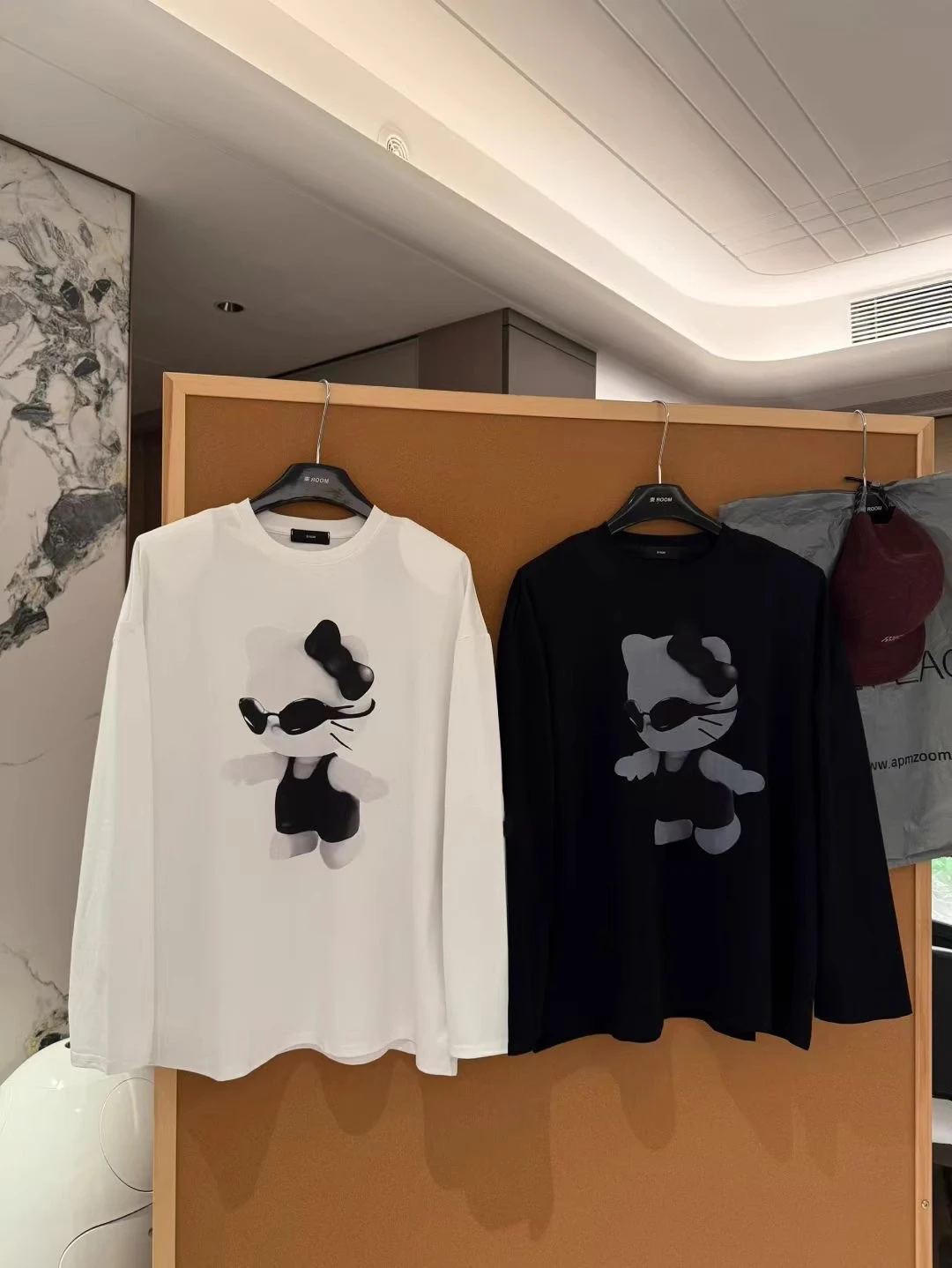 

Новый осенний женский топ в корейском стиле с принтом, свободный крой, удлиненный рукав, с подплечниками, в стиле Донгдэмун