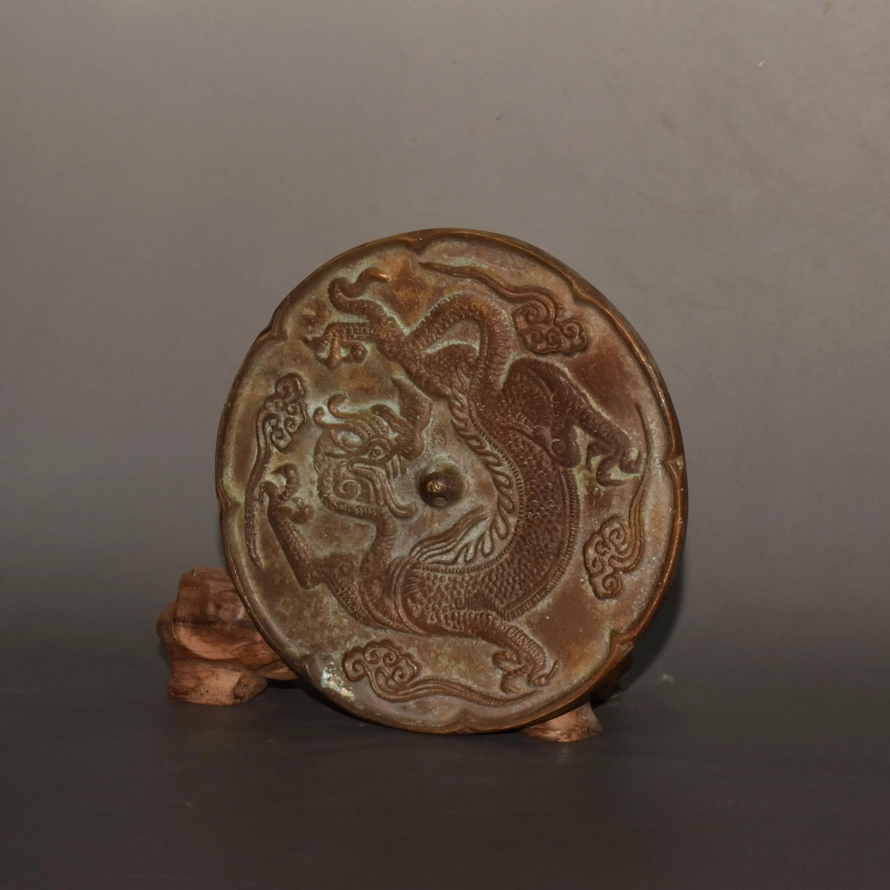 China retro pure copper Panlong bronze mirror ornaments home decoration