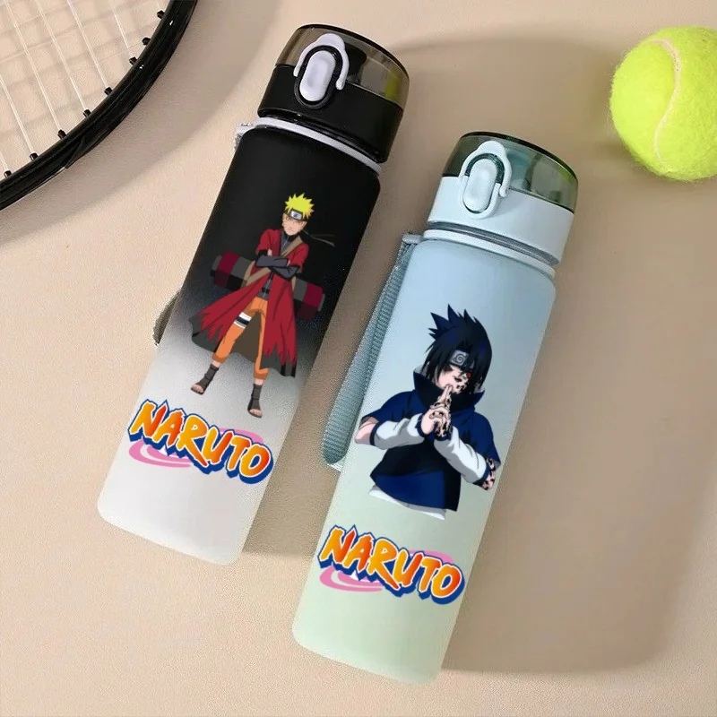 Botella de agua de dibujos animados de NARUTO de 550ML, botella de agua portátil a prueba de fugas, botella de plástico de Color degradado, taza de agua para deportes al aire libre