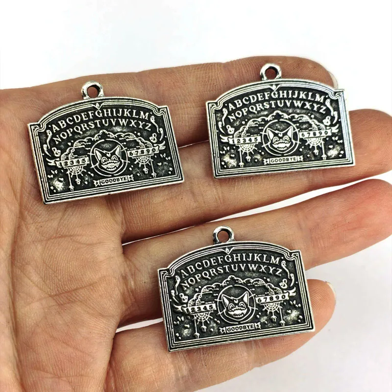 10pcs Punk Skull Retro Ouija Board Creative Witch Divination Badge Decorative Charms for DIY