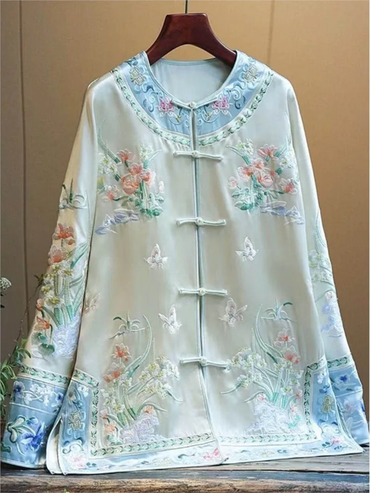 New large-sized women's loose coat with Chinese-style heavy embroidery button-up shirt