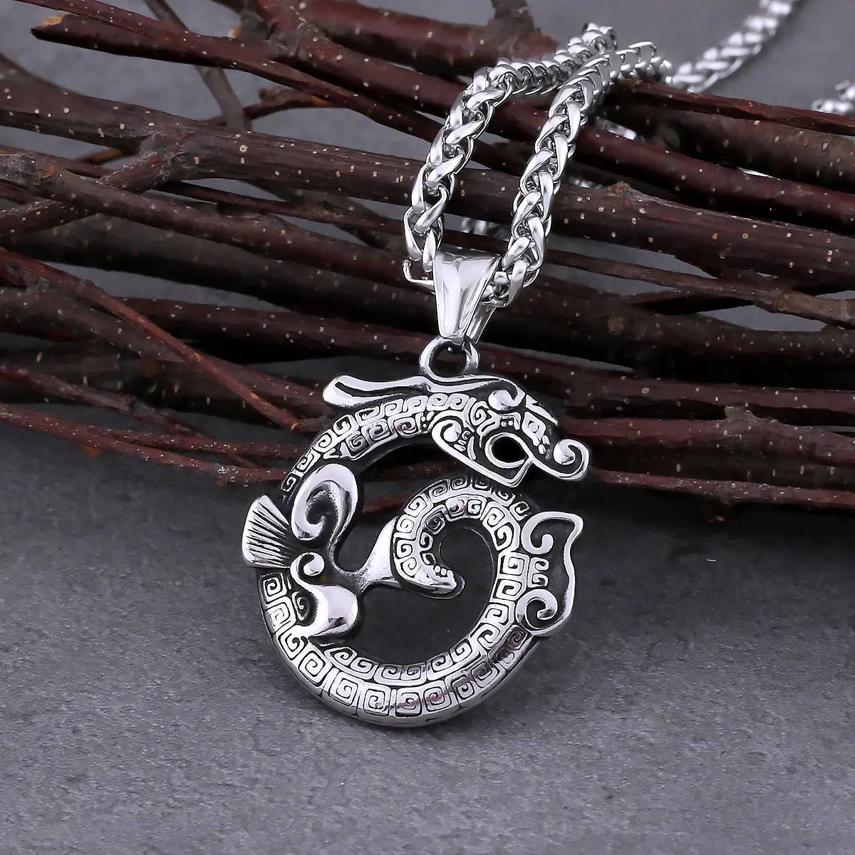 Collar de moda de dragón vikingo Ouroboros para hombre, amuleto de dragón  con nudo celta nórdico, collar con colgante, joyería Vintage de acero  inoxidable / Joyería de moda, image size:1200x1200